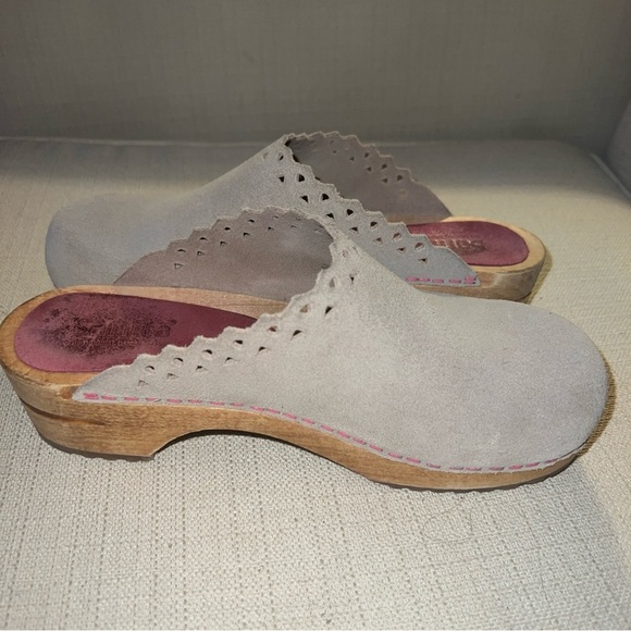 SANITA Size 37EU / 6.5 USA Tan Suede Clogs Wooden Sole Open Back Shoes Laser Cut main image 10